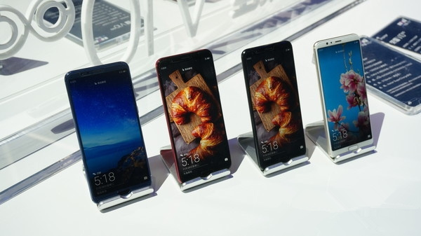 荣耀V10和华为麦芒6哪个好 荣耀V10和华为麦芒6对比评测