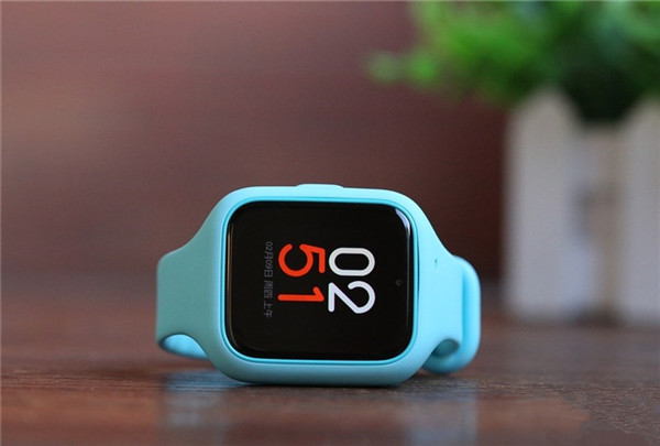不足400元的儿童看护 小米米兔儿童电话手表2评测
