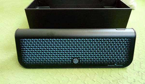 叮咚智能音箱Q3开箱评测