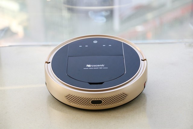 浦桑尼克790T智能扫地机器人全面实测