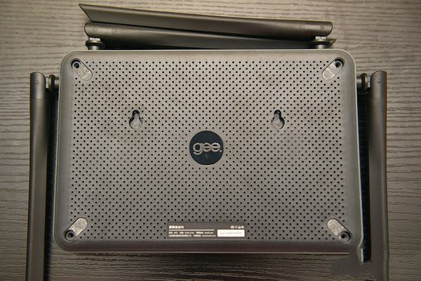 极路由B70拆机评测