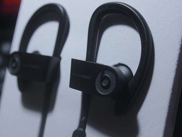 Beats Powerbeats3 Wireless耳机评测