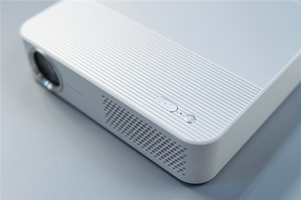微鲸F1plus智能投影仪性能评测