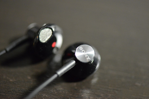 索尼sbh70耳机音质评测