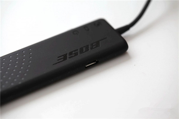 bose qc20耳机充电时间及充电方法