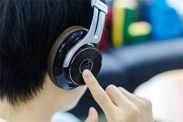 漫步者W855BT蓝牙耳机音质评测