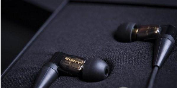 索尼XBA-300AP耳机音质怎么样