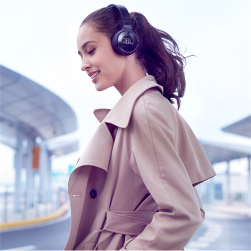 JBL TUNE 600BTNC耳机图片