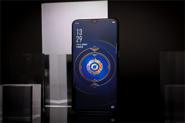 oppor17pro王者定制版和普通版有什么区别