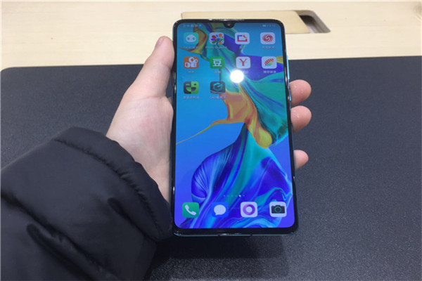 华为p30和iphonexs买哪个好